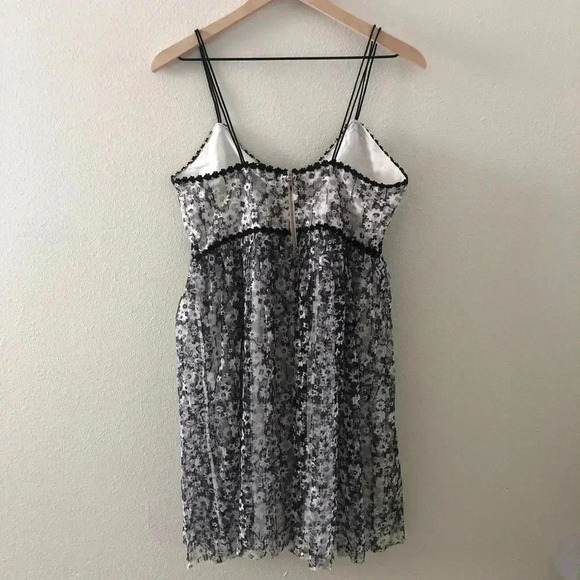 NWT Romeo and Juliet Dress - Picture 2 of 9